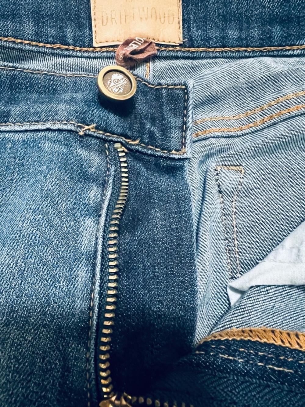 DRIFTWOOD - Women’s Blue ankle cropped Denim Jeans - Picture 4 of 8